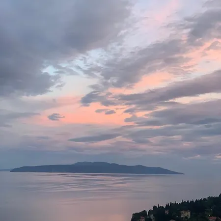 Lana Icici, Opatija